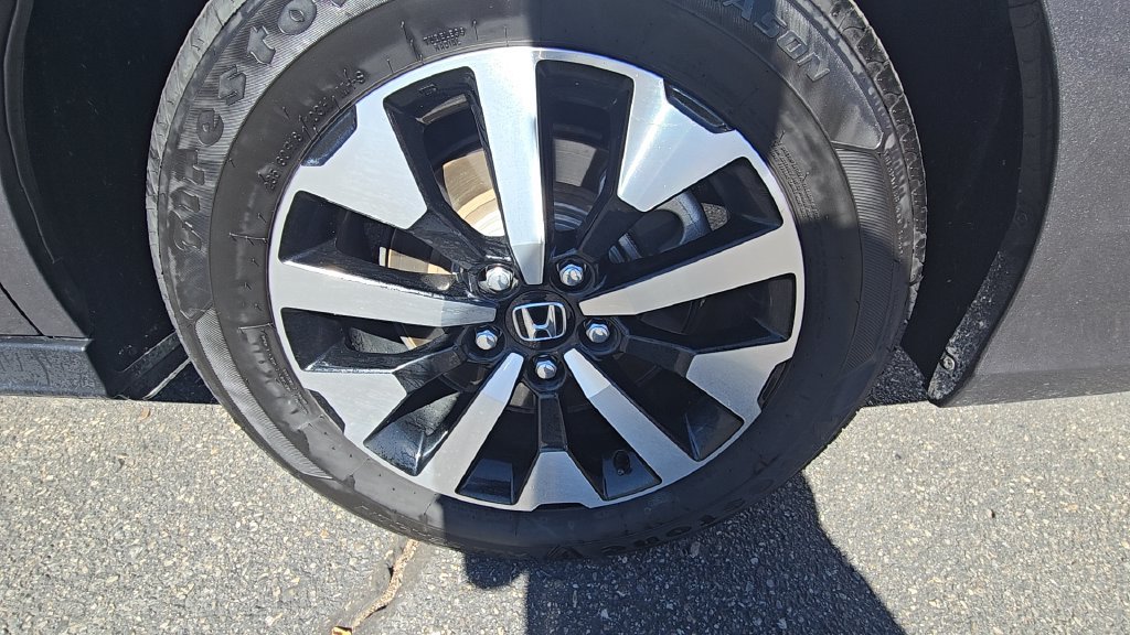 Used 2025 Honda Odyssey EX-L image 40