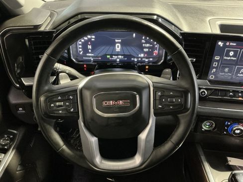 Used 2023 GMC Sierra 1500 SLT w/ SLT Premium Package AWD/4WD image 17