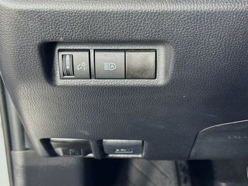 Certified 2025 Toyota RAV4 LE FWD image 11