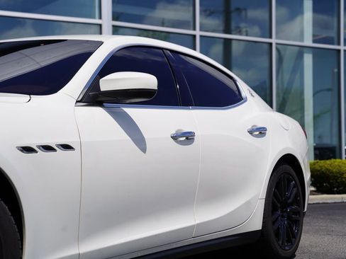 Used 2017 Maserati Ghibli S Q4 AWD/4WD image 6