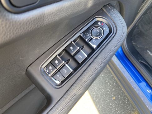 Used 2020 Porsche Macan image 10