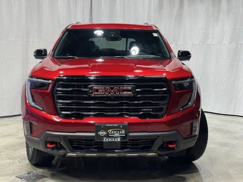 Used 2024 GMC Acadia AT4 image 2