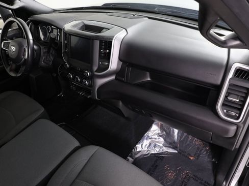 Used 2024 RAM 2500 Big Horn AWD/4WD image 28