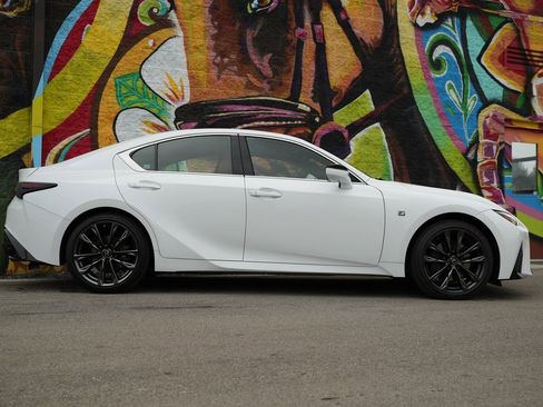 Used 2022 Lexus IS 350 F Sport image 3