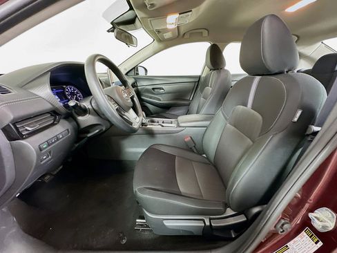 Used 2025 Nissan Sentra SV FWD image 13