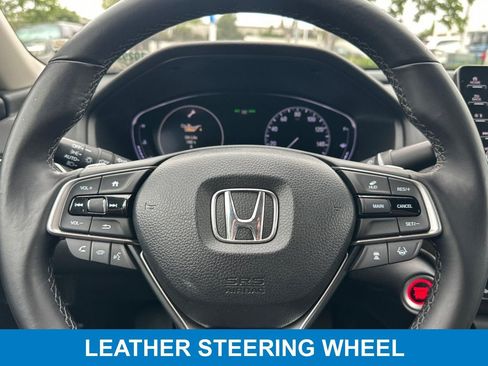 Certified 2018 Honda Accord Touring image 27