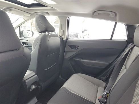 Used 2024 Subaru Crosstrek 2.0i Premium image 9