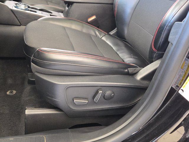 Used 2024 Ford Escape ST-Line w/ Tech Pack #1 AWD/4WD image 22