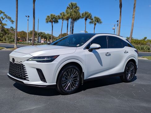 Used 2023 Lexus RX 350 w/ Accessory Package (Z1) image 2