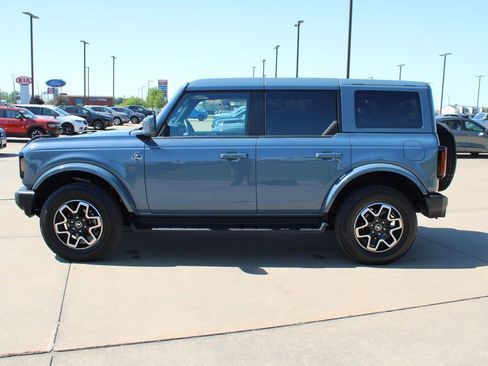 Used 2025 Ford Bronco Outer Banks AWD/4WD image 18
