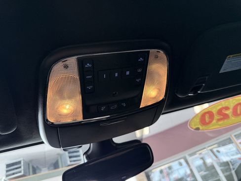 Used 2020 Jeep Grand Cherokee SRT image 55