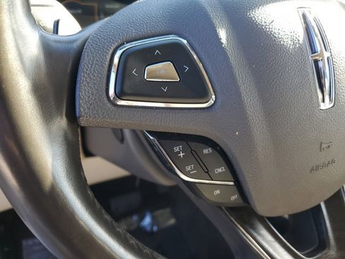 Used 2017 Lincoln MKX Reserve w/ Lincoln MKX Climate Package image 24