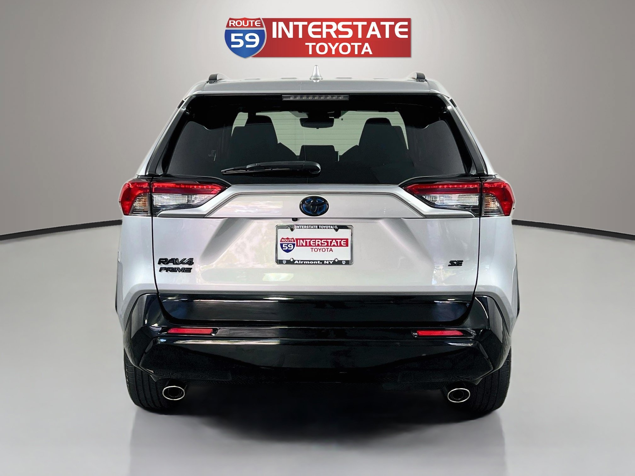 Used 2024 Toyota RAV4 SE w/ Weather & Moonroof Package AWD/4WD image 6