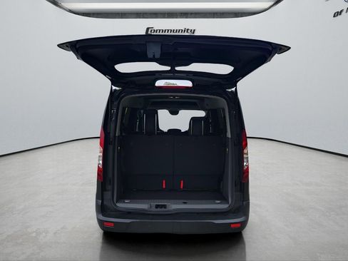 Used 2021 Ford Transit Connect XL image 9