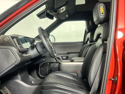Used 2023 Rivian R1T Adventure image 29