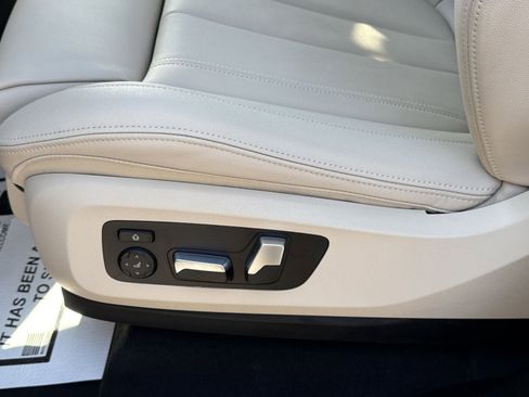 Used 2021 BMW X5 sDrive40i w/ Premium Package image 14