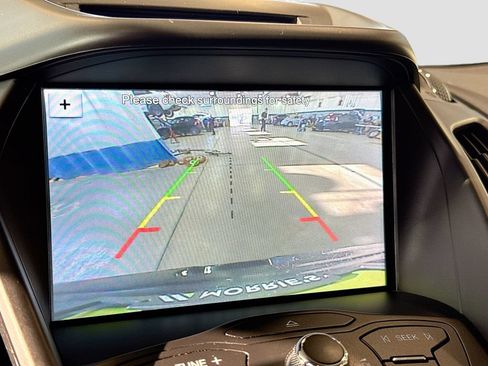 Used 2016 Ford Escape SE w/ Equipment Group 201A AWD/4WD image 15
