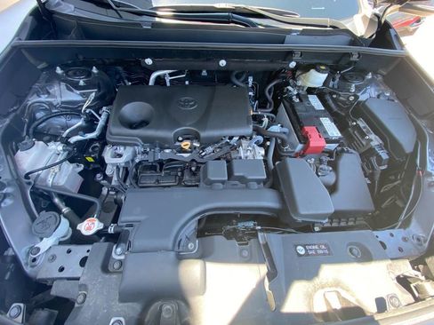 Used 2023 Toyota RAV4 LE AWD/4WD image 25