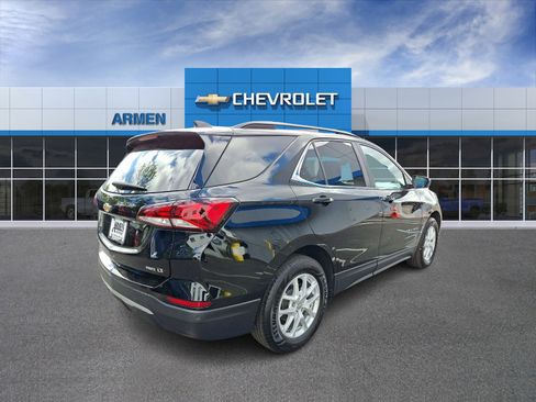 Used 2023 Chevrolet Equinox LT image 5