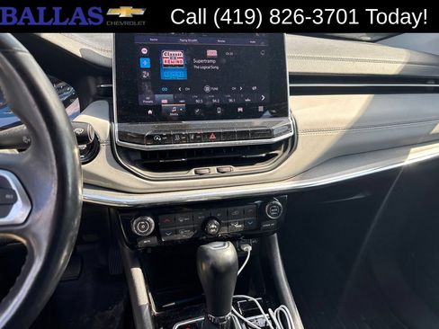 Used 2022 Jeep Compass Limited AWD/4WD image 11