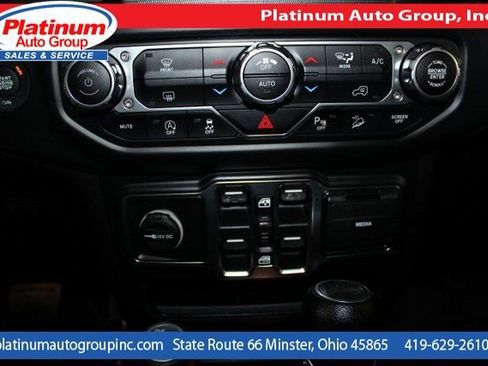 Used 2019 Jeep Wrangler Unlimited Sahara w/ Safety Group image 18