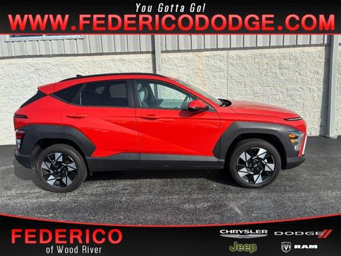 Used 2024 Hyundai Kona SEL AWD/4WD image 1