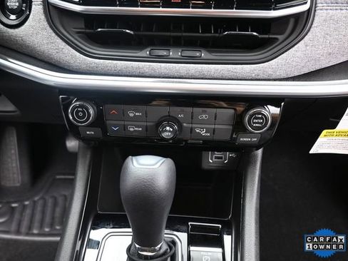 Used 2025 Jeep Compass Sport AWD/4WD image 20