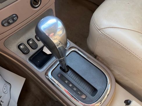 Used 2006 Chevrolet HHR LT w/ Preferred Equipment Group FWD image 20