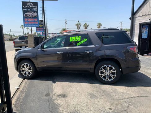 Used 2016 GMC Acadia SLT w/ Open Road Package FWD image 3