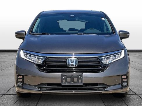 Used 2021 Honda Odyssey Touring image 3