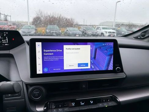 Used 2023 Toyota Prius Limited image 6