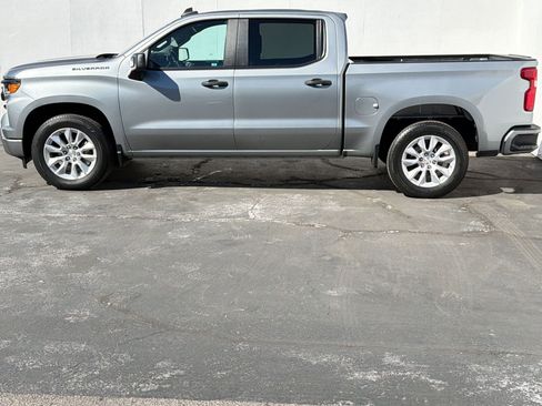 Used 2024 Chevrolet Silverado 1500 Custom RWD image 2