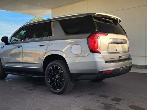 Used 2023 GMC Yukon SLT image 8