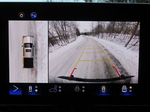 Used 2024 Chevrolet Colorado ZR2 w/ ZR2 Bison Edition image 5