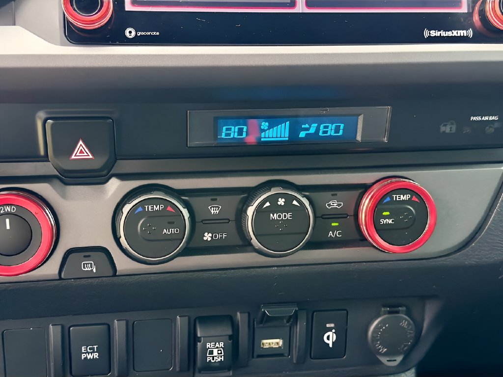 Used 2023 Toyota Tacoma TRD Sport AWD/4WD image 15