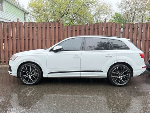 Used 2022 Audi Q7 3.0T Prestige w/ Prestige Package AWD/4WD image 3