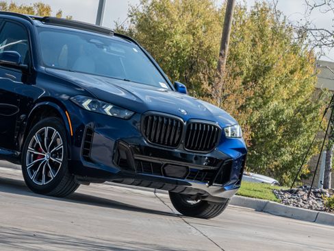 Certified 2025 BMW X5 xDrive40i w/ M Sport Package image 5