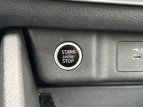 Certified 2023 Nissan Rogue S image 22