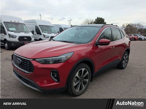 Used 2023 Ford Escape Platinum w/ Class II Trailer Tow Package image 1