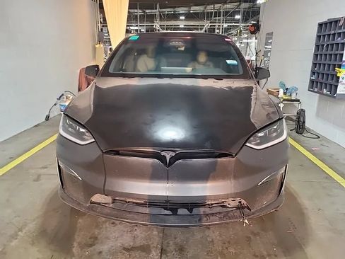 Used 2023 Tesla Model X Plaid AWD/4WD image 2
