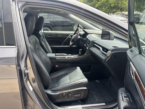 Used 2019 Lexus RX 350 FWD w/ Navigation Package image 9
