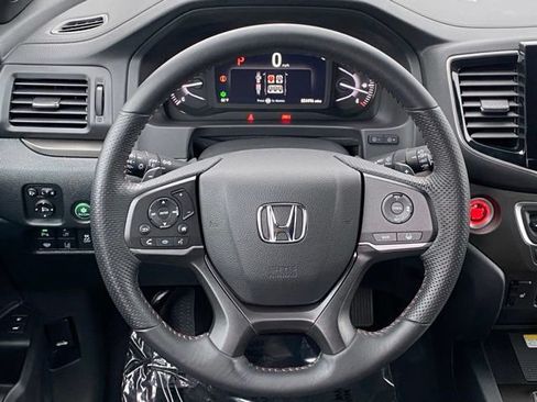 Certified 2023 Honda Passport TrailSport image 17