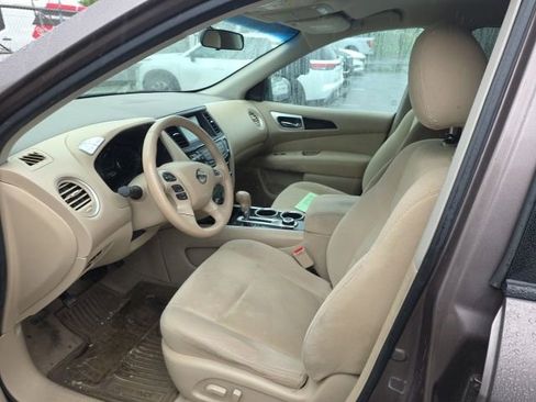 Used 2014 Nissan Pathfinder SV AWD/4WD image 20
