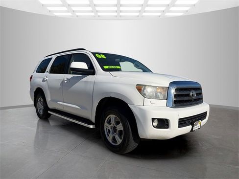 Used 2008 Toyota Sequoia SR5 image 2