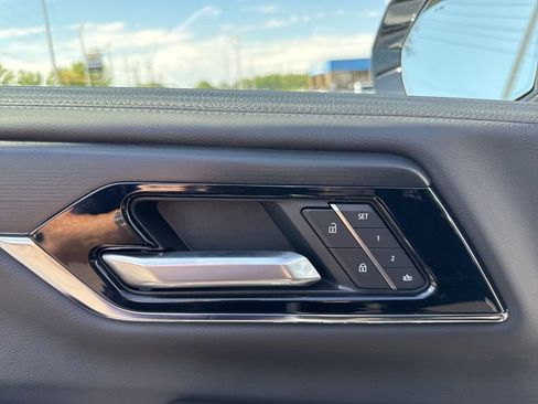 New 2026 GMC Yukon XL Denali AWD/4WD image 11