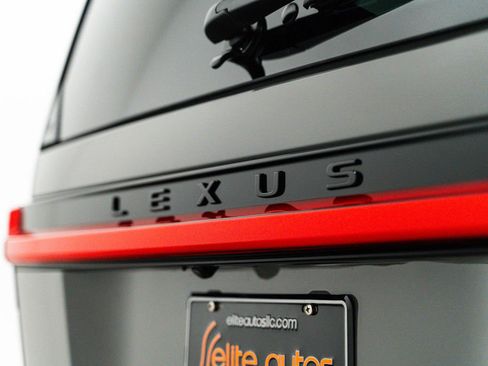 Used 2026 Lexus GX 550 w/ Accessory Package (2T) image 4