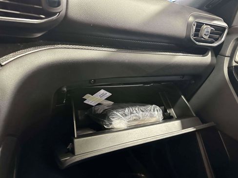 Used 2023 Ford Explorer ST-Line w/ Class IV Trailer Tow Package image 33