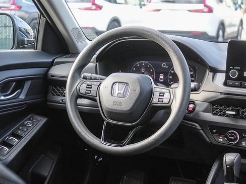 Used 2023 Honda Accord EX image 19