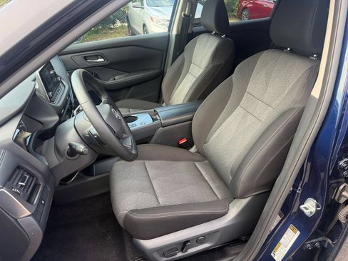 Used 2026 Nissan Rogue SV FWD image 37