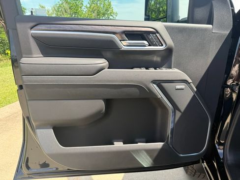 New 2026 Chevrolet Silverado 2500 LTZ w/ LTZ Convenience Package AWD/4WD image 28